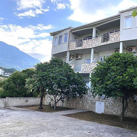 Apartments Vila Kurtagic ドプラー・ヴォダ エクステリア 写真