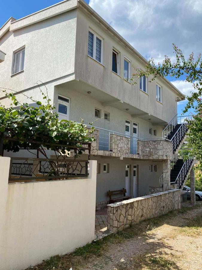 Apartments Vila Kurtagic ドプラー・ヴォダ エクステリア 写真