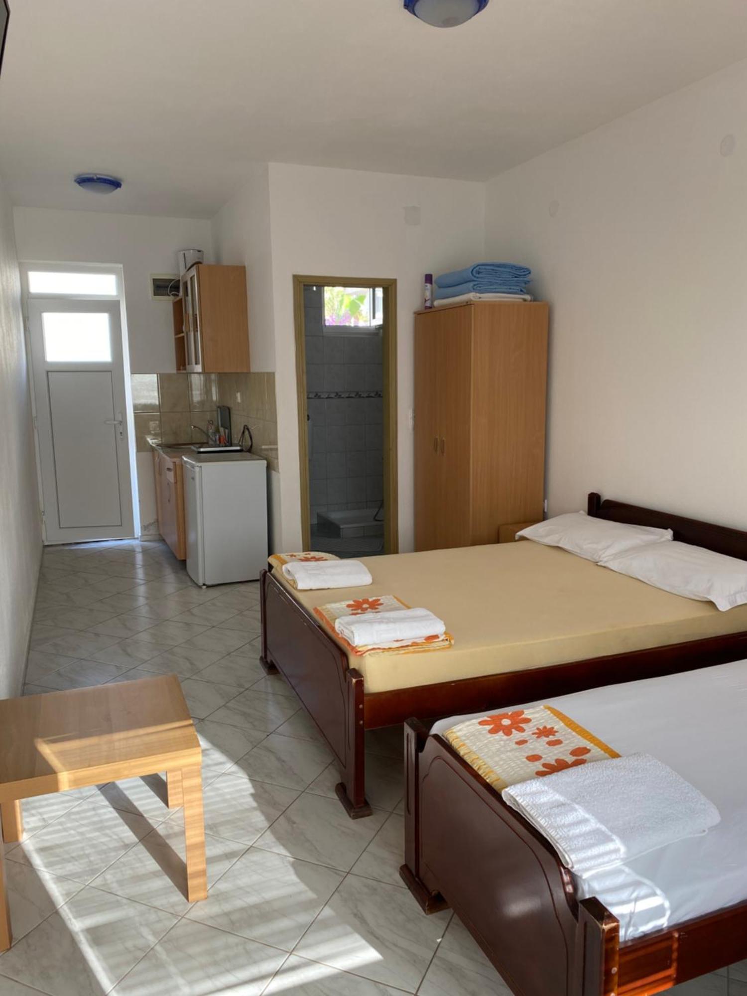 Apartments Vila Kurtagic ドプラー・ヴォダ エクステリア 写真