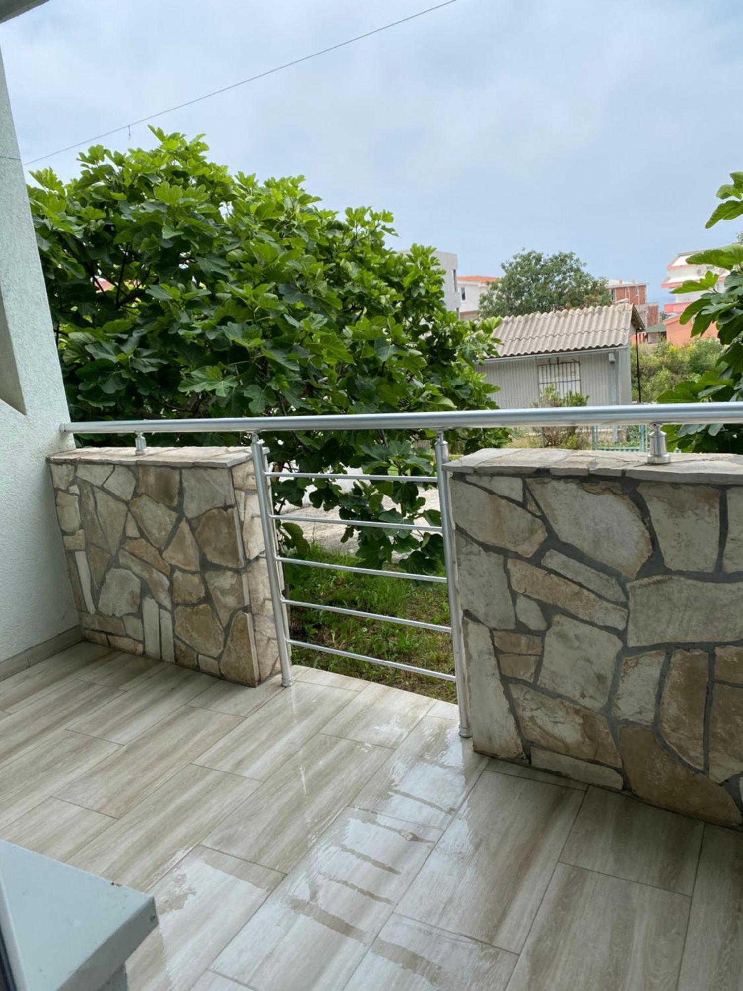 Apartments Vila Kurtagic ドプラー・ヴォダ エクステリア 写真