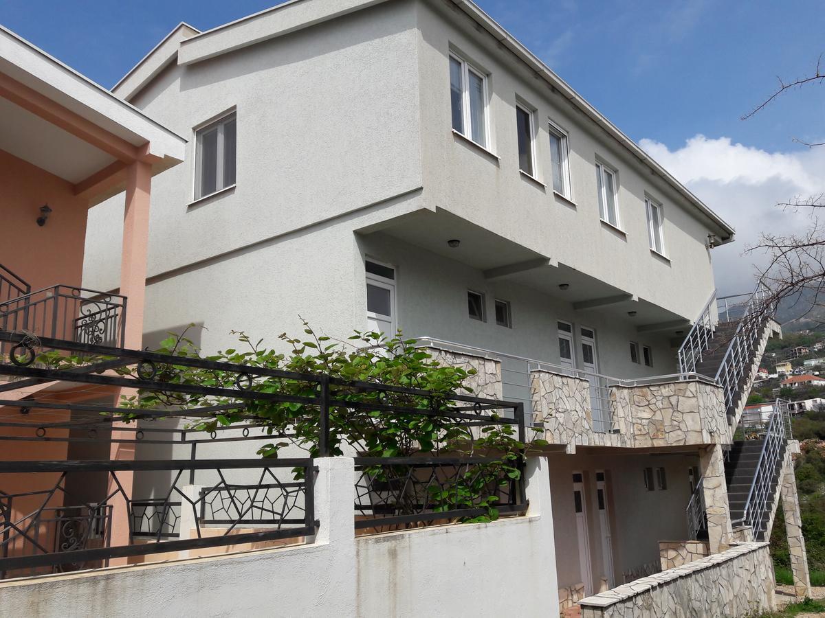 Apartments Vila Kurtagic ドプラー・ヴォダ エクステリア 写真