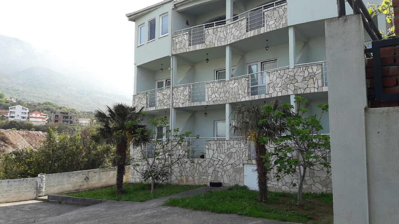 Apartments Vila Kurtagic ドプラー・ヴォダ エクステリア 写真